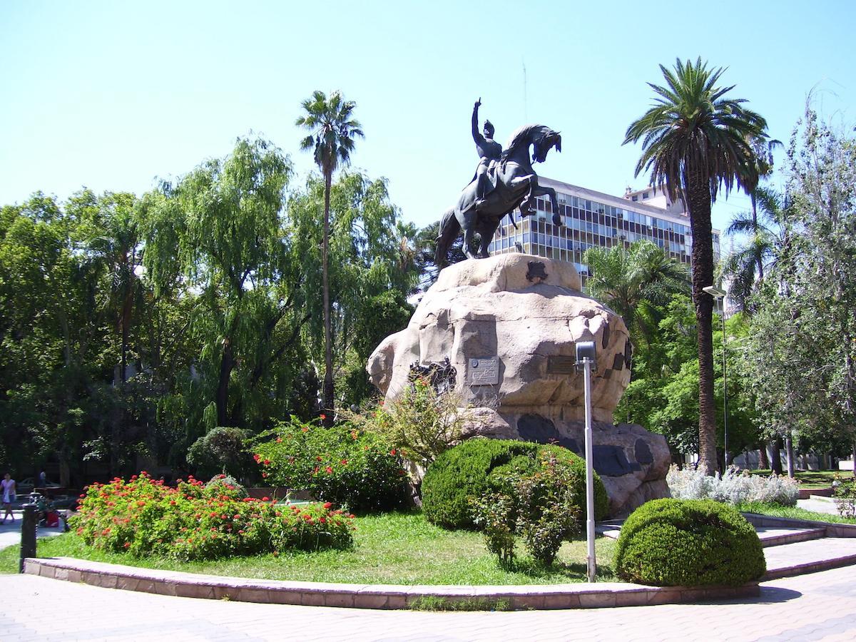 Hotel Zamora Mendoza Exteriör bild